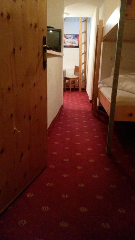 Hotel Garni Alpenrose Ischgl Eksteriør billede