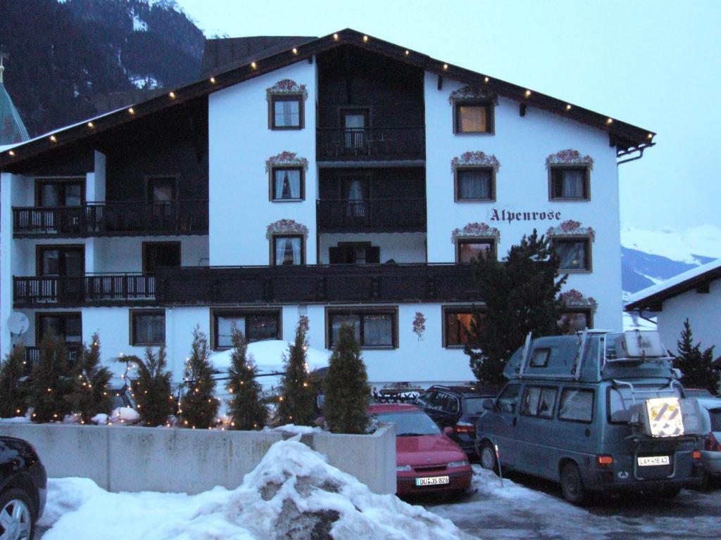Hotel Garni Alpenrose Ischgl Eksteriør billede