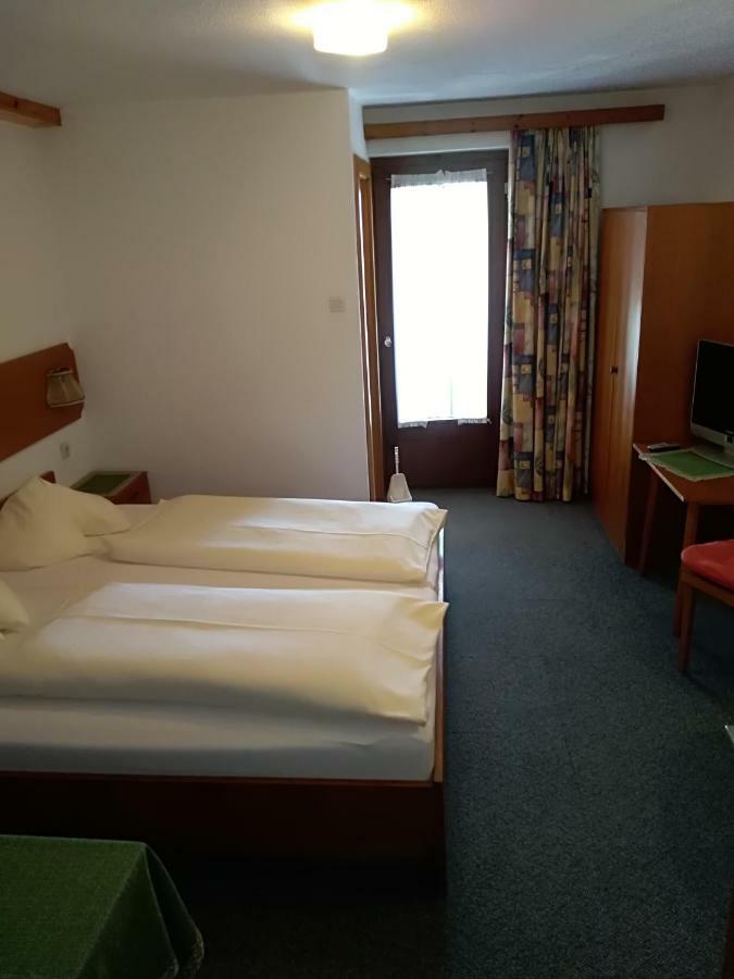 Hotel Garni Alpenrose Ischgl Eksteriør billede