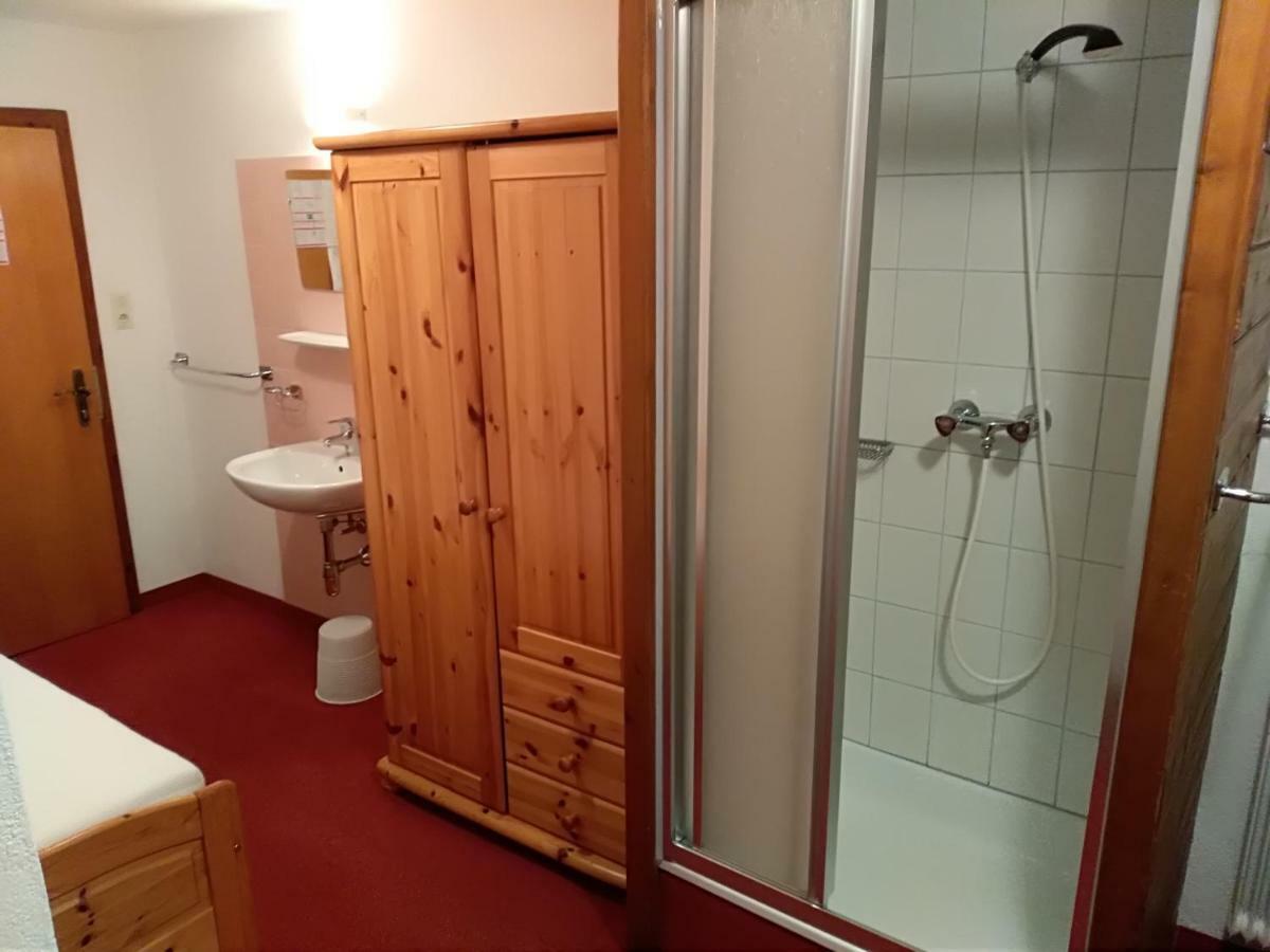 Hotel Garni Alpenrose Ischgl Eksteriør billede